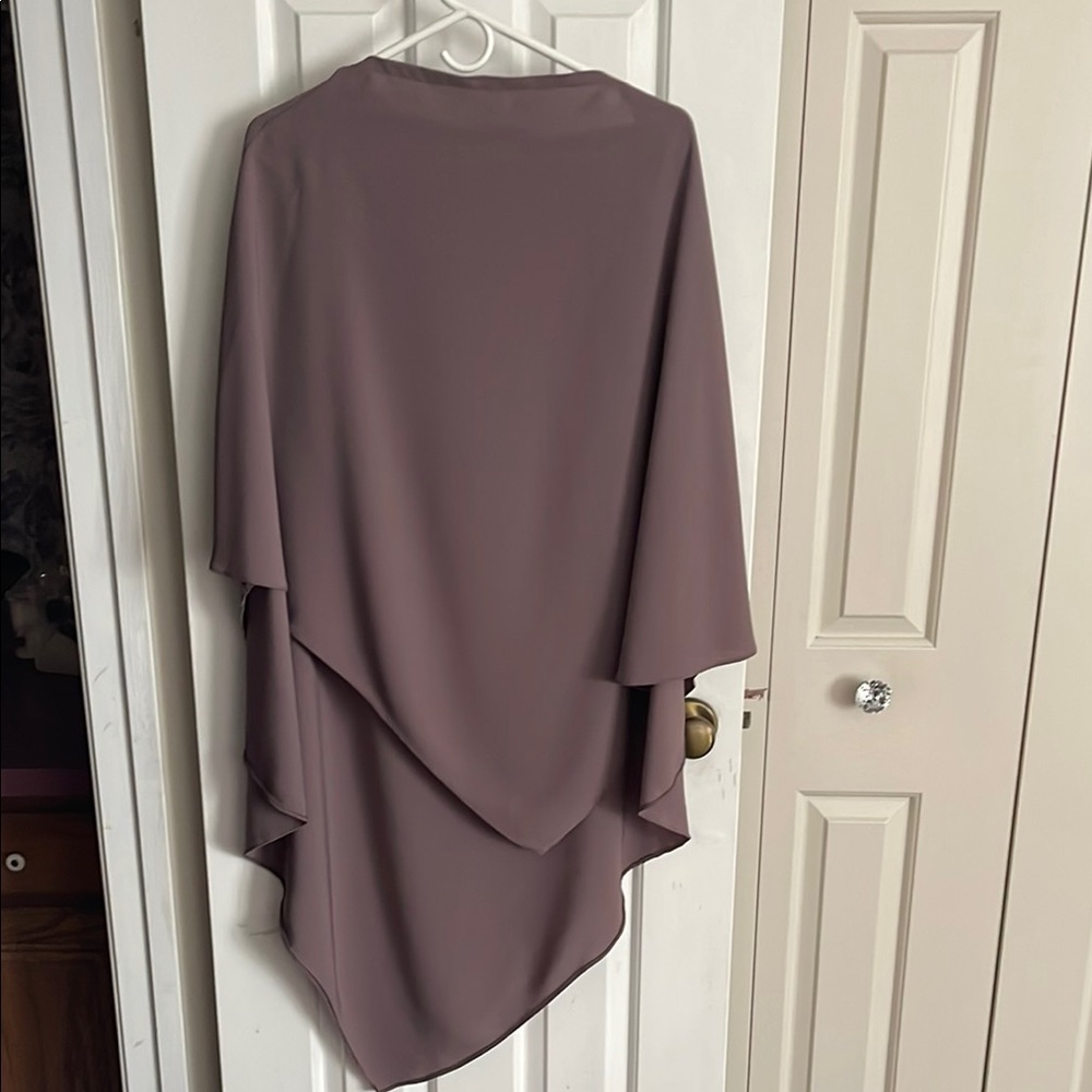 Elegant hot chocolate khimar